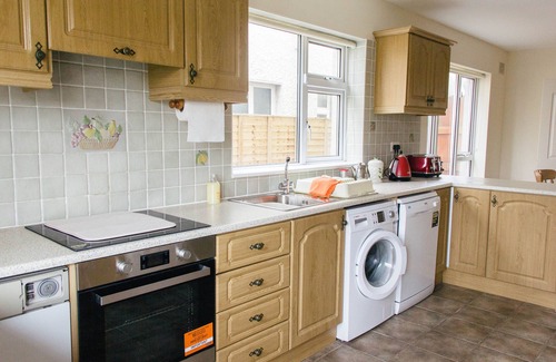 Bettystown Casa | Bungalow de 3 habitaciones, cerca de todos los servicios locales.