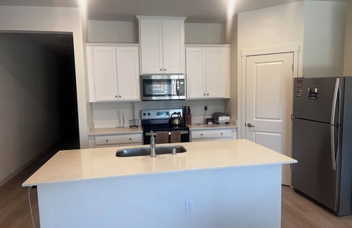Stockton Casa | 3-bedroom bungalow in tranquil Stockton with parking garage