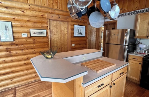 Bozeman Cabina | 3-bedroom cabin in beautiful Bridger Canyon