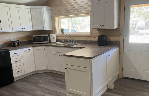 Combs Cabina | 3 bedroom cabin in Combs AR Mill Creek Rd .Closest rental to the Trailhead.