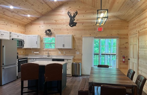 Brookville Cabina | 3-Bedroom Cabin near Brookville Lake