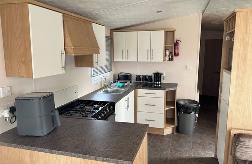 Rhyl Chalet De Esquí | 3 bedroom, pet free, static caravan in Prestatyn