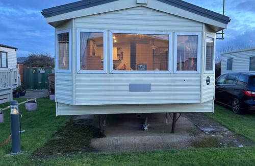 Rhyl Chalet De Esquí | 3 bedroom, pet free, static caravan in Prestatyn