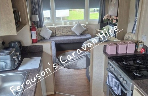 St George Cabina | 3 bedroom caravan to hire