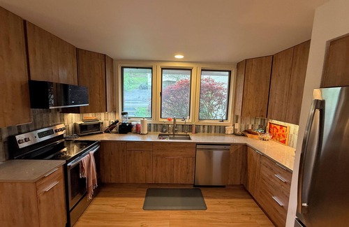 Denver Casa | 3+ bedroom Catskills Townhome in beautiful Roxbury, NY
