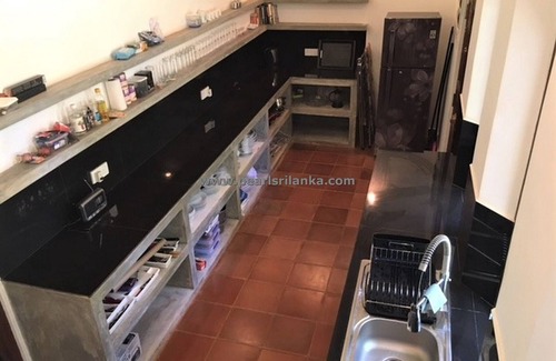 Bandaranayake Villa | Villa de estilo colonial de 3 dormitorios con piscina infinita y el pintoresco jardín