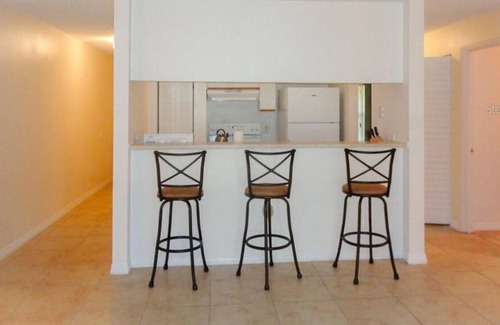 Pinellas Point Condominio | 3 Bedroom Condo L-21002 by Houzlet