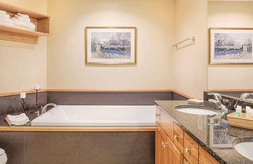 Jeffersonville Complejo | 3 Bedroom Condo, Full Kitchen, Sleeps 10, Skiing, Smugglers Notch Vermont Resort
