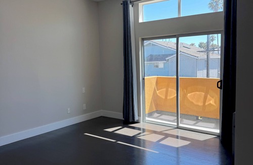 Ocean Park Condominio | 3-bedroom condo in wonderful Santa Monica with AC