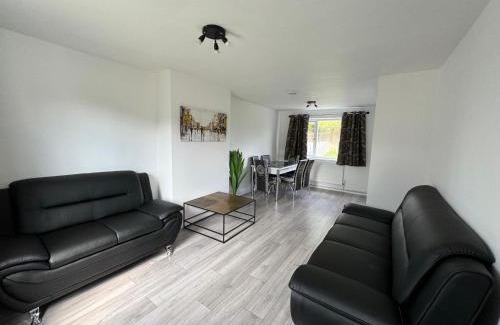 Reading Casa | 3-Bedroom Cosy Reading House