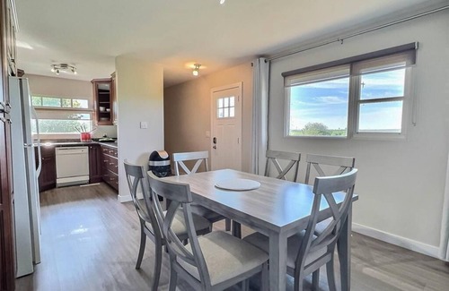 West Central Saskatchewan Cabaña | 3 Bedroom Cottage at Delaronde Resort