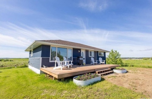 West Central Saskatchewan Cabaña | 3 Bedroom Cottage at Delaronde Resort