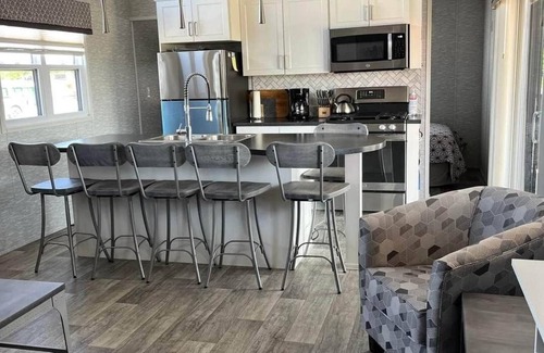 Sherkston Cabaña | 3-Bedroom Cottage in Port Colborne with AC, WiFi, Shared Pool, and Fire Pit!