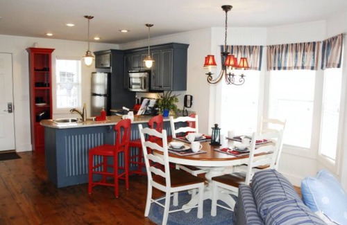 Branson Cabaña | 3 Bedroom Cottage, Sleeps 8, at Stormy Point Village, Branson!