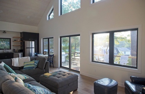 Baldwin Cabaña | 3-bedroom cottage with WiFi, AC at Big Star Lake, Near Hunting & Fishing