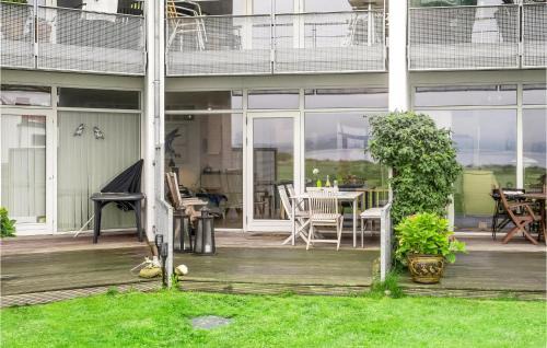 Syddjurs Kommune Apartamento | 3 Bedroom Cozy Apartment In Ebeltoft