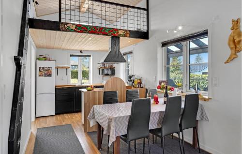 Kirke Hyllinge Casa | 3 Bedroom Cozy Home In Kirke Hyllinge