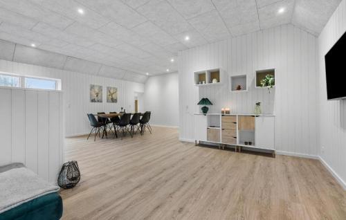 Hojby Casa | 3 Bedroom Cozy Home In Højby