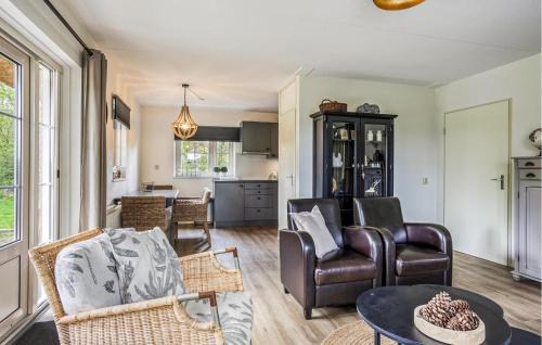 Paasloo Casa | 3 Bedroom Cozy Home In Paasloo