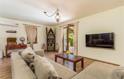 Rab Casa | 3 Bedroom Cozy Home In Palit
