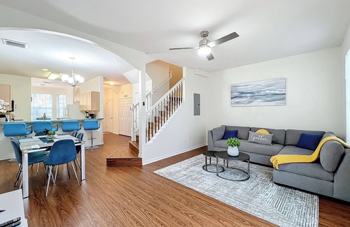 Cumbrian Lakes Casa | 3-bedroom Disney Townhome Retreat