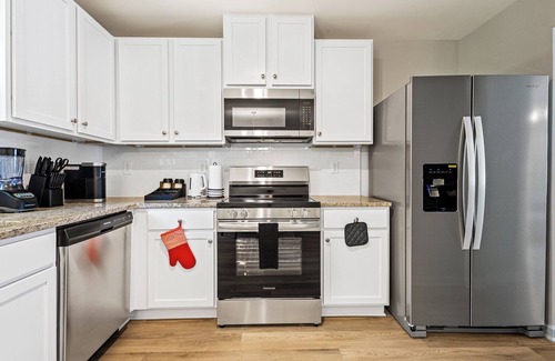 Austell Casa | 3-bedroom Elegant Escape – Near Six Flags with WiFi, AC.