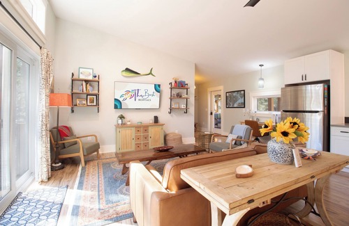 Edisto Island Casa | 3 bedroom elevated chic home tucked among the trees~ The Paper House