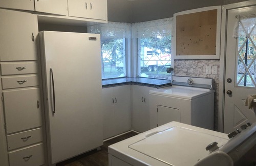 Fairview Casa | 3 Bedroom Farm House