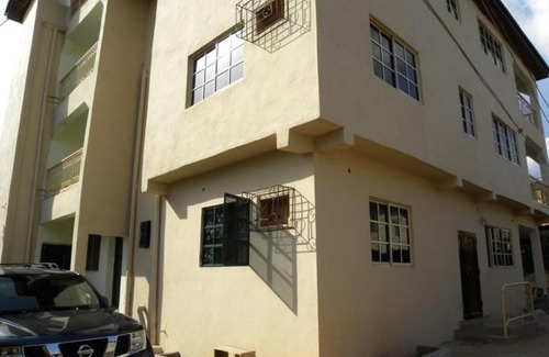 Onitsha Apartamento | 3 Bedroom Flat