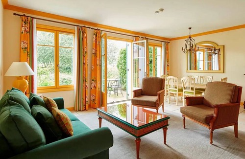 Bailly-Romainvilliers Apartamento | 3 Bedroom Townhouse d'ile-de-France