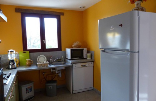 Dompierre-sur-Besbre Cabaña | Casa 3 habitaciones cerca de atracciones con jardín y Wi-Fi