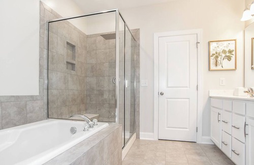 Umstead Casa | 3 Bedroom Fully Furnished House With Easy Access to Durham, Raleigh & Cary