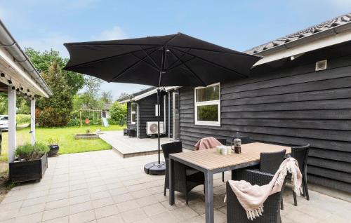 Øer Strand Casa | 3 Bedroom Gorgeous Home In Ebeltoft