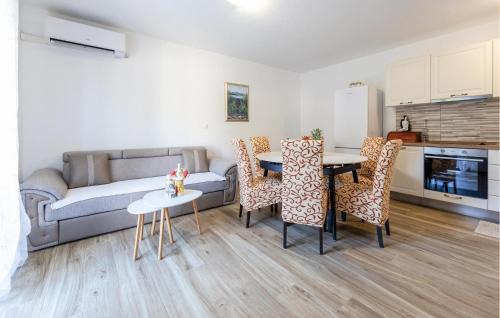 Kremena Casa | 3 Bedroom Gorgeous Home In Kremena