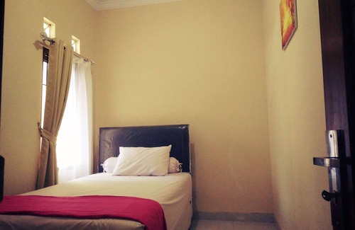 Kasihan Casa | Casa de huéspedes de 3 habitaciones en Bantul, Yogya