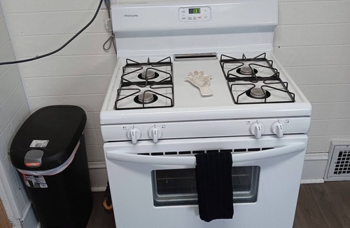 Erie Apartamento | 3-bedroom Hamot/Gannon apartment