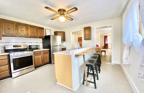 Danville Casa | 3 Bedroom Home 5Mins Walk Geisinger Hospital