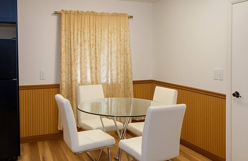 Ozark Casa | 3-bedroom home in charming Ozark with fitness room. Start relaxing