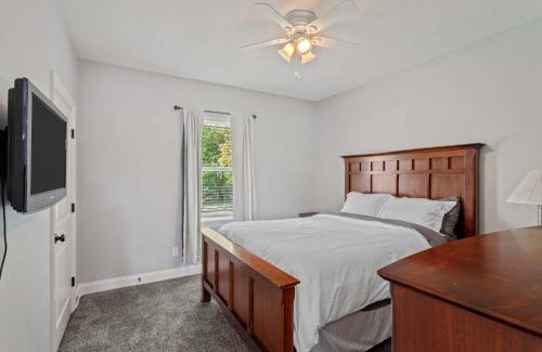 Lake Charles Casa | 3 Bedroom Home in Lake Charles