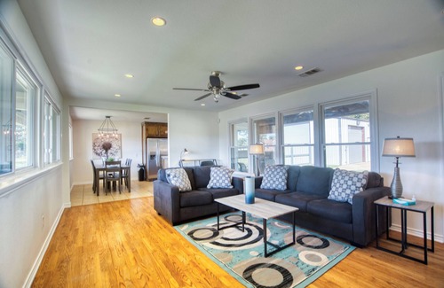 Midland Casa | 3-bedroom home in Old Midland/Downtown Area w/ spacious backyard and fireplace