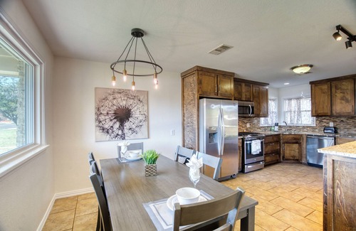 Midland Casa | 3-bedroom home in Old Midland/Downtown Area w/ spacious backyard and fireplace
