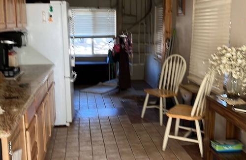 Payson Cabina | 3 bedroom home in quiet community with hiking and fishing