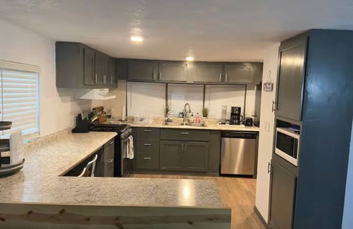 Canadian Casa | 3-bedroom home near Arrowhead State Park!