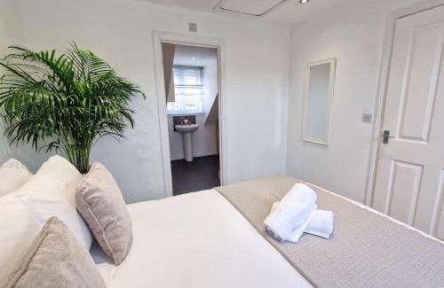 Manchester Casa | 3 bedroom Home Near Centre by City SuperHost