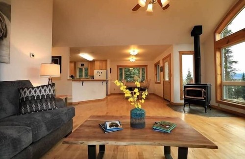 Healy Casa | Denali 5-Star Luxury Home! Vistas impresionantes del parque, a 11 millas de Denali Entrance Rd.