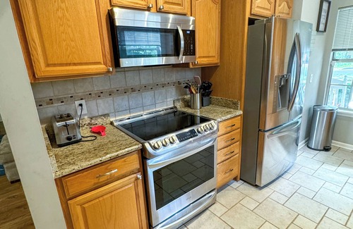 Durham Casa | 3 Bedroom Home with Fenced Yard