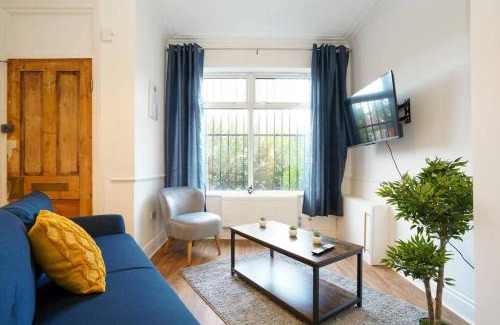Harehills Apartamento | 3 Bedroom Home with Free parking