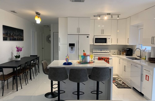 West Little River Casa | 3-Bedroom Home With Heated Pool And Short Drive To The Beaches.