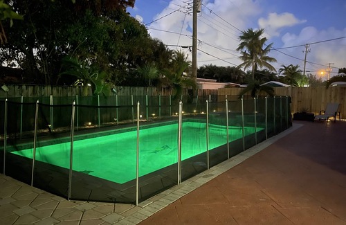 West Little River Casa | 3-Bedroom Home With Heated Pool And Short Drive To The Beaches.