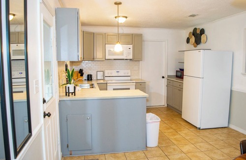 Myrtle Grove Casa | 3-bedroom house 15 min from Perdido Beach!